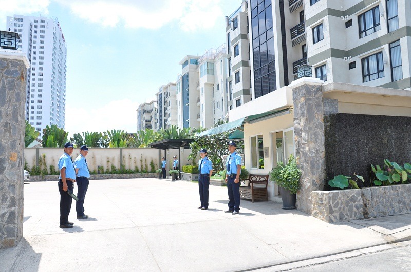 dịch-vụ-bảo-vệ-nhà-riêng
